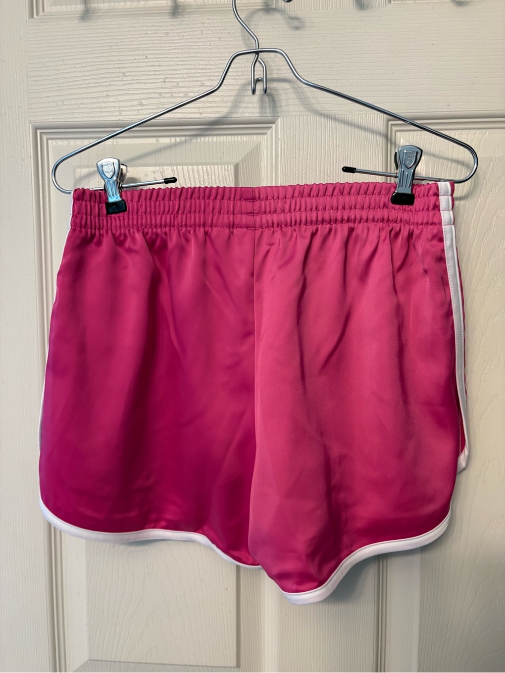 NWT Women’s adidas 3A Sprinter Pink Retro 3-Stripe Running Shorts XS $40 - Picture 5 of 8